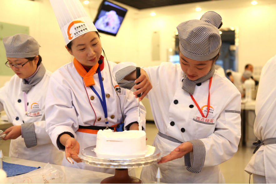 新东方烹饪要多少学费_新东方烹饪短期班学费_新东方烹饪学校学费一年多少钱