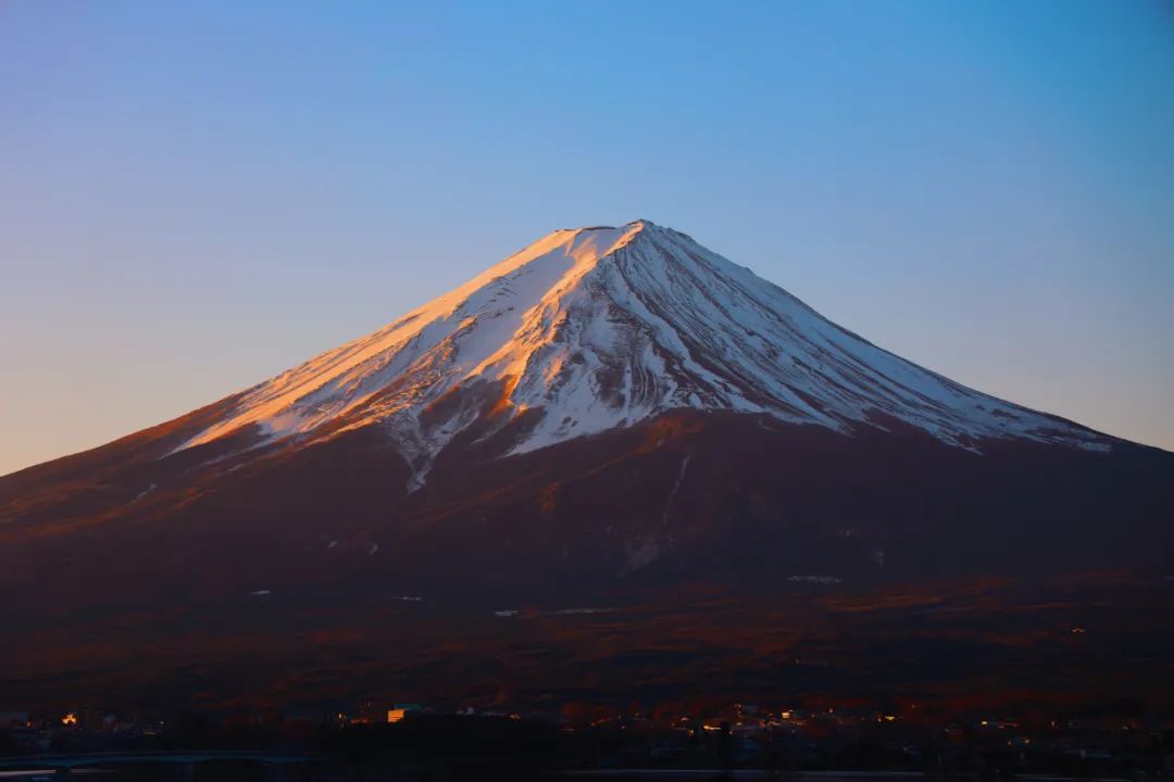 美国黄石公园火山如果爆发_富士山火山爆发_智力火山再次爆发