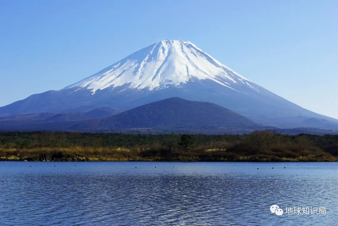 美国黄石公园火山如果爆发_智力火山再次爆发_富士山火山爆发