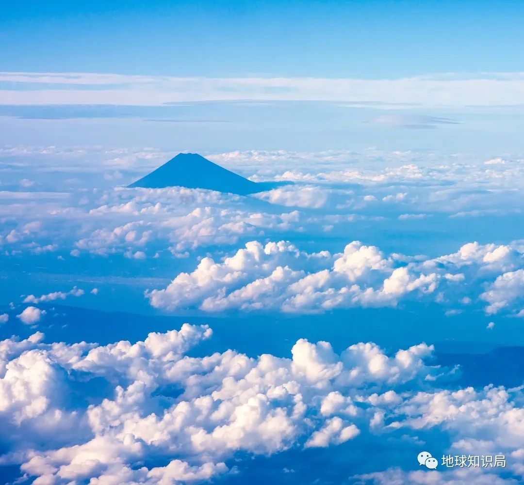 富士山火山爆发_智力火山再次爆发_美国黄石公园火山如果爆发