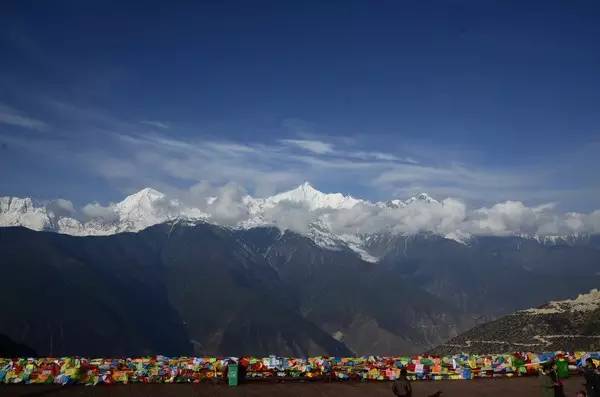 云南旅游必去的景点_去韶山旅游有几个景点_去南宁旅游一般都是那些景点