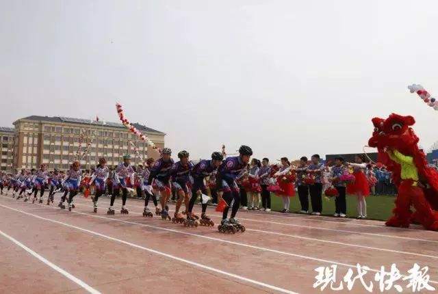 南师大附中_山东师大二附中校徽_川师附中是师大一中吗