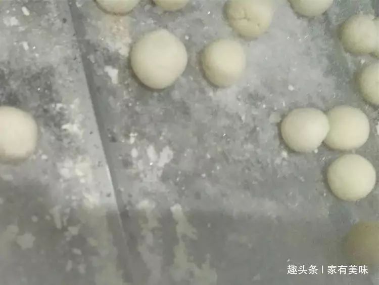 苏州小吃糯米汤圆_做汤圆用什么粉_糯米粉做汤圆