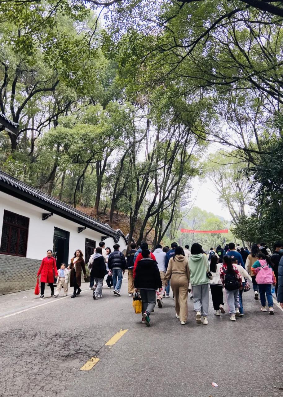 湖南长沙岳麓山_湖南长沙岳麓区的小区_湖南长沙麓山房产