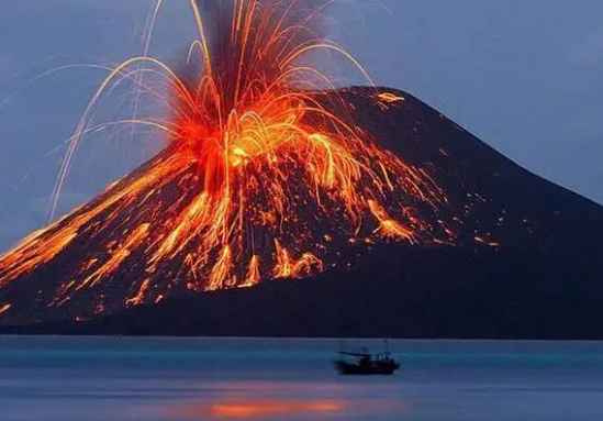 冒纳罗亚火山神话_科西圭纳火山_皮纳图博火山