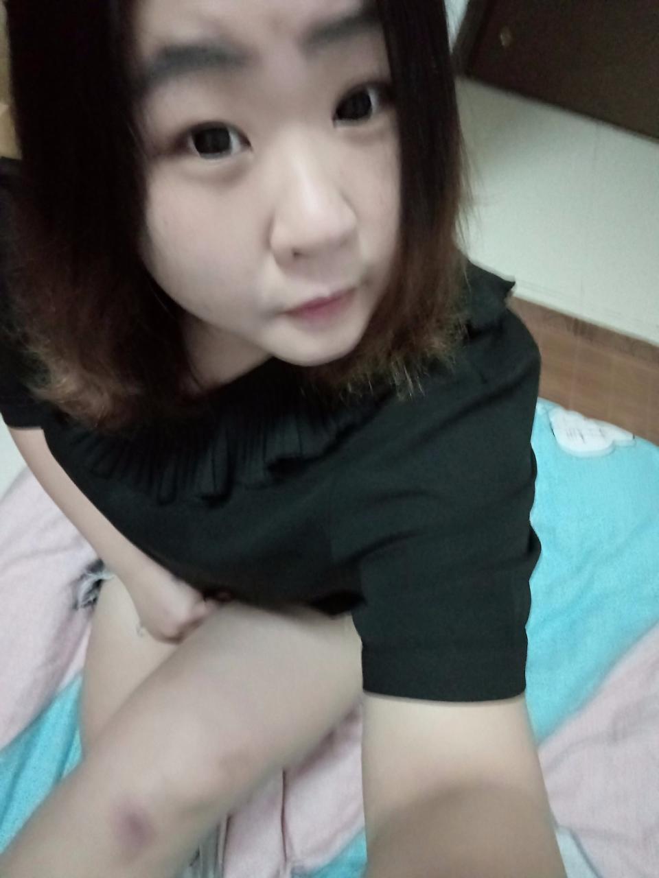 女人睡觉男人脱女人内裤强吻机机_强势的女人喜欢什么样的男人_要强的女人