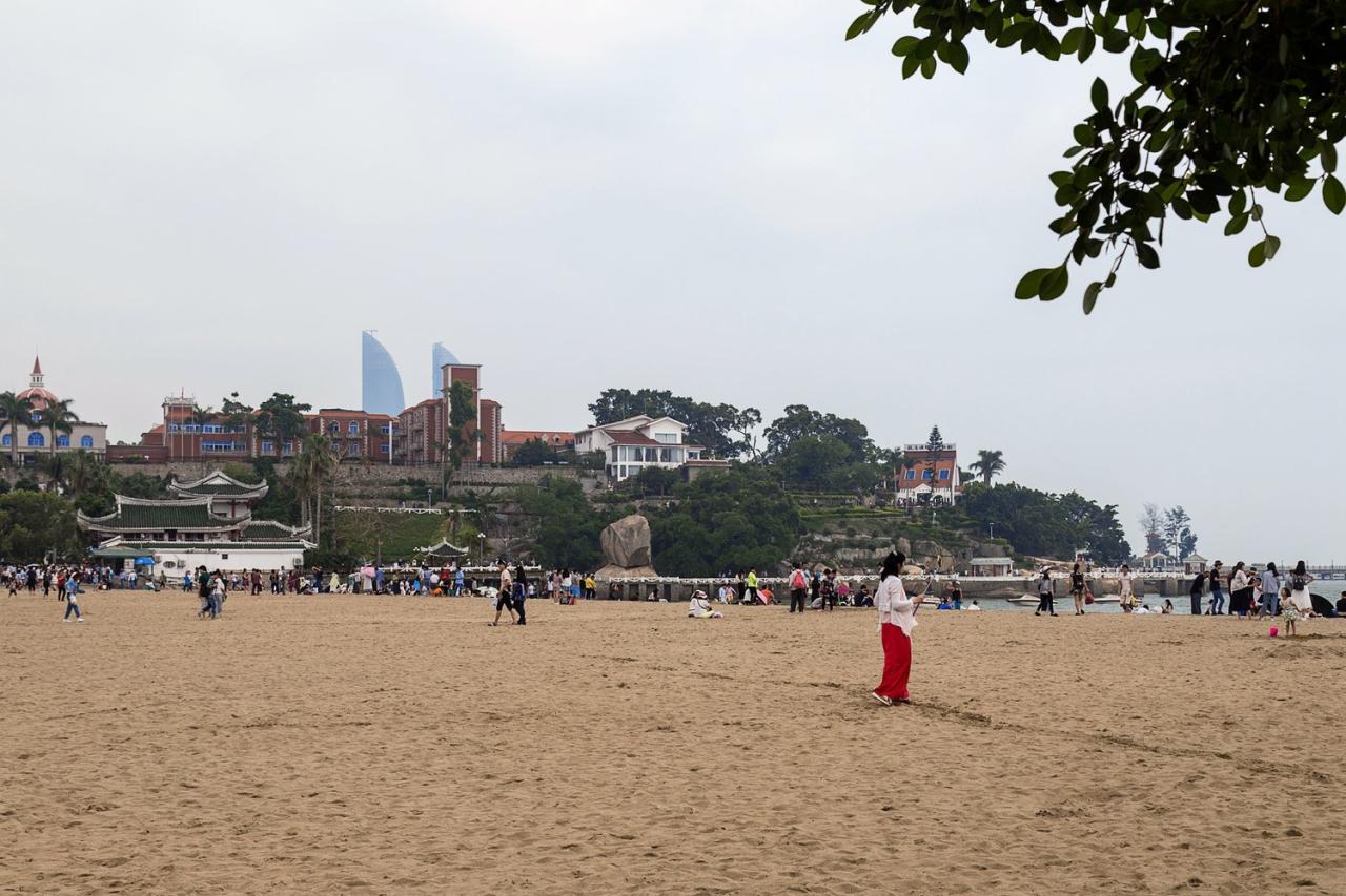 去卢森堡旅游必看景点_去韶山旅游有几个景点_厦门旅游必去十大景点