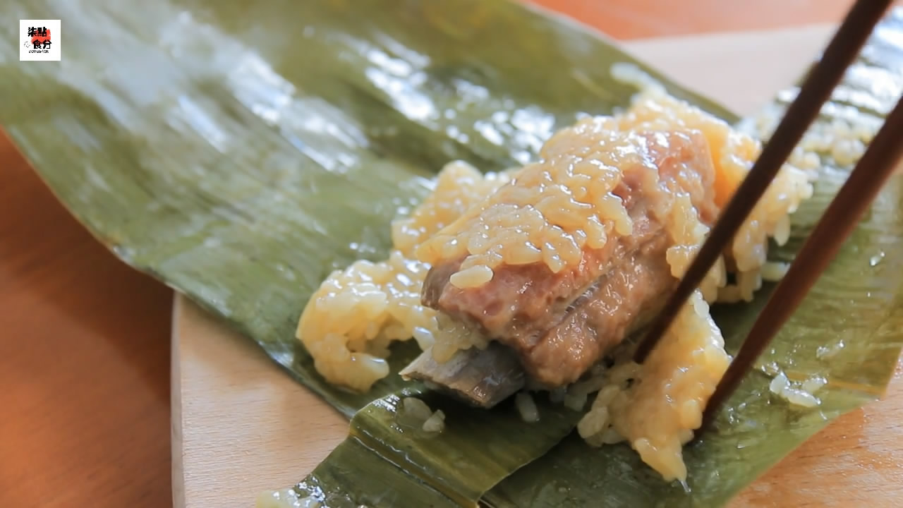 肉粽子的做法和配料_嘉兴肉粽子的做法和配料_咸蛋黄肉粽子的做法和配料