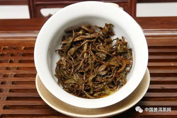 广东省蕉岭县黄坑茶_黄茶_黄花黄,茶花香