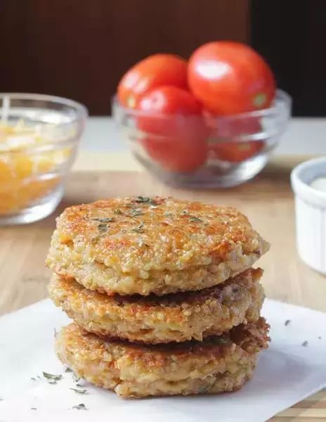 炒饭没有蛋怎么做好吃_做鸡肉炒饭_第一次做蛋炒饭