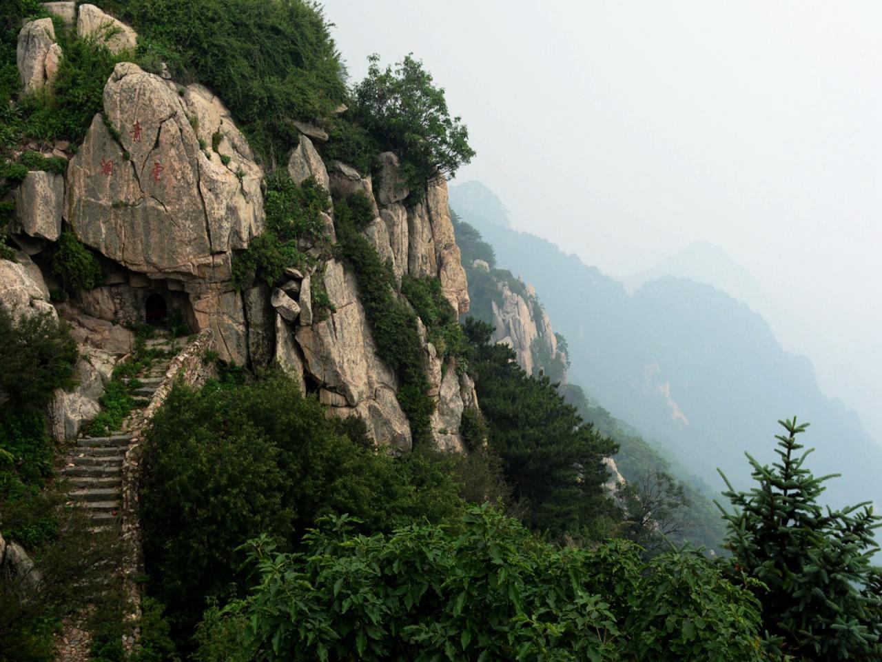 泰山红门_从泰山红门到泰山火车站怎么走_泰山红门停车场收费