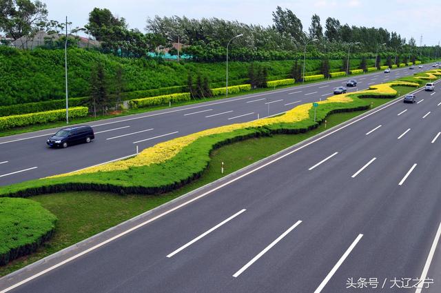 城市道路_道路城市图片_道路城市化改造是什么意思