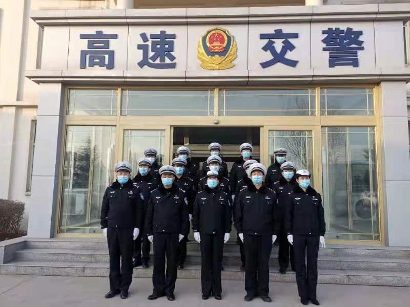 交警举报电话986110_交警举报电话是多少_交警举报电话