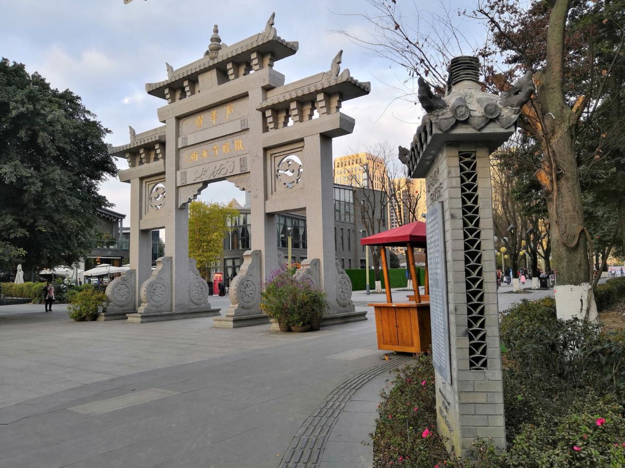 铁像寺_盘山千像寺_昆明筇竹寺五百罗汉像