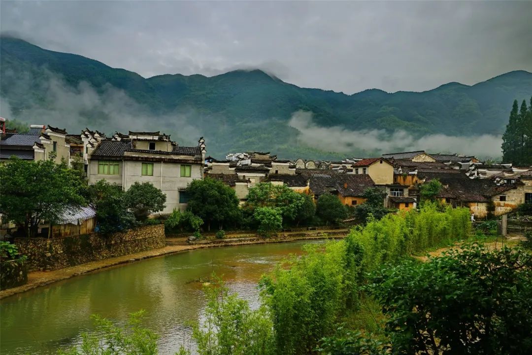 老年专列旅游团_老年专列旅游_老年专列旅游路线推荐