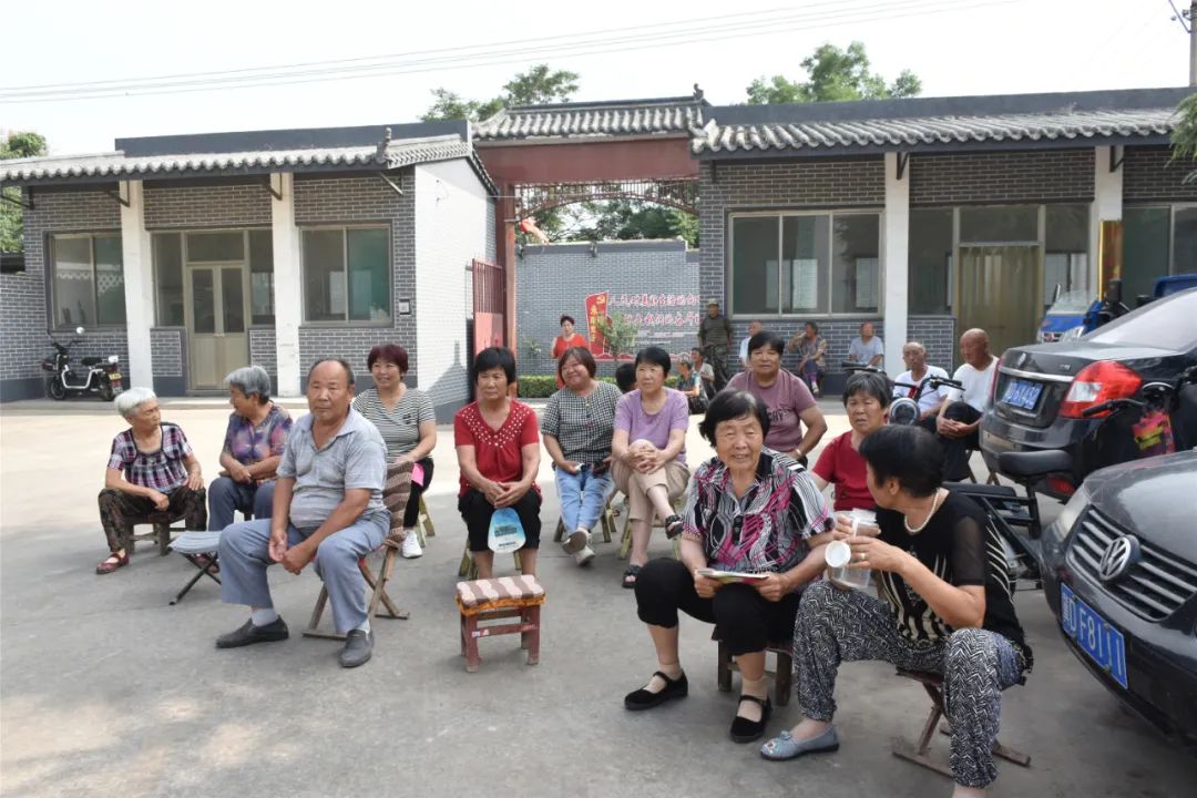 普通党员党内职务怎么写_党内职务党员普通写什么内容_党内职务一般党员是什么职务