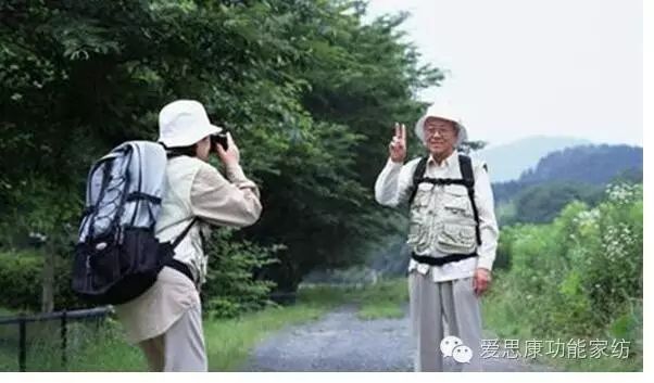 老年专列旅游真实_老年专列旅游坑人_老年专列旅游真实感受