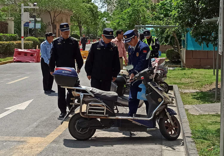 查看雅迪电动车型号_雅迪电动车查型号_如何查雅迪电动车型号