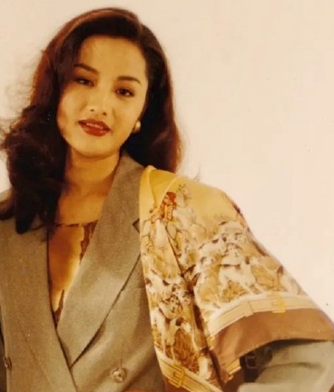 李亚鹏现任妻子是谁_演员李亚鹏现任妻子_李亚鹏妻子