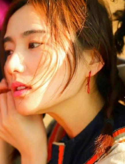演员李亚鹏现任妻子_李亚鹏现任妻子是谁_李亚鹏妻子