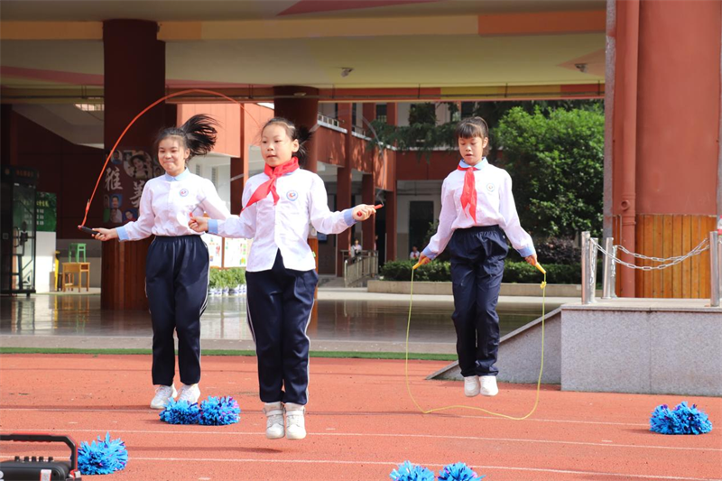 长塘里小学张莉_长塘里小学校徽_长塘里小学