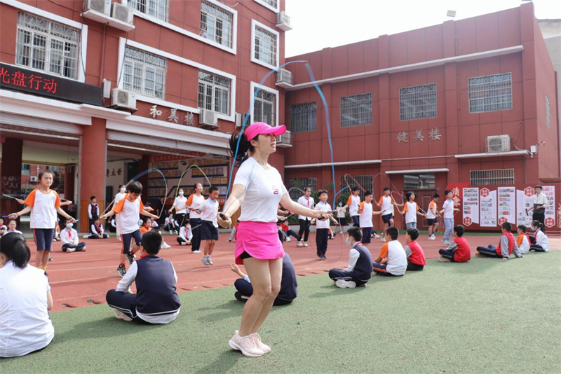 长塘里小学_长塘里小学张莉_长塘里小学校徽