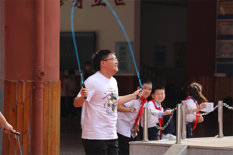 长塘里小学张莉_长塘里小学校徽_长塘里小学