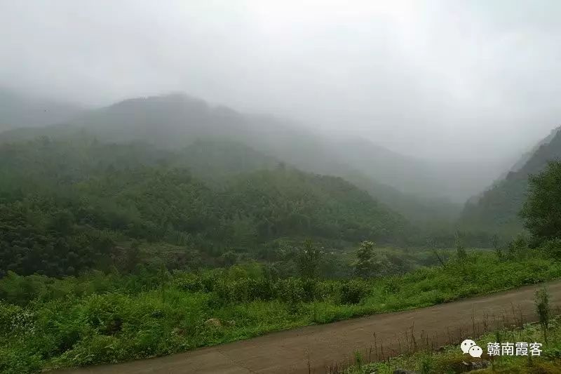 齐云山南酸枣糕_齐云山风景名胜区_齐云山在哪