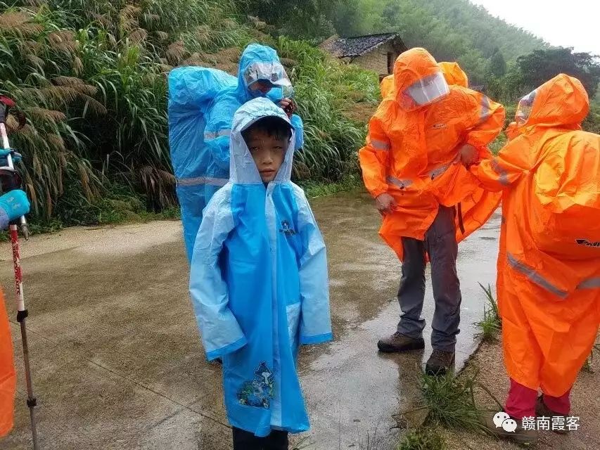 齐云山风景名胜区_齐云山在哪_齐云山南酸枣糕