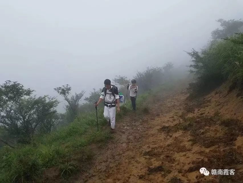 齐云山在哪_齐云山南酸枣糕_齐云山风景名胜区