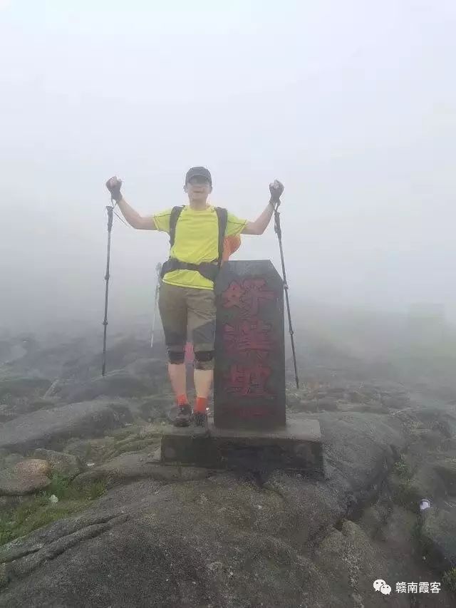 齐云山风景名胜区_齐云山南酸枣糕_齐云山在哪