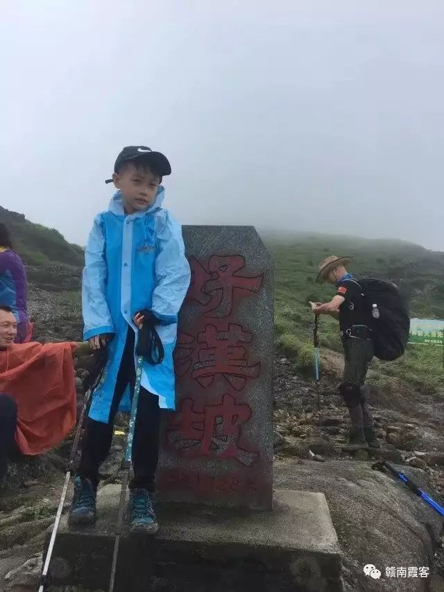 齐云山南酸枣糕_齐云山在哪_齐云山风景名胜区