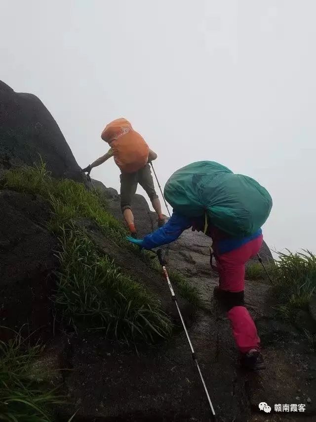 齐云山风景名胜区_齐云山在哪_齐云山南酸枣糕